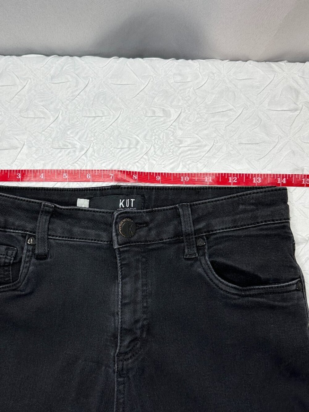 Kut from the Kloth Donna Ankle Skinny Black Jeans, Size 8 Minimalist Preppy Soft - Picture 5 of 6